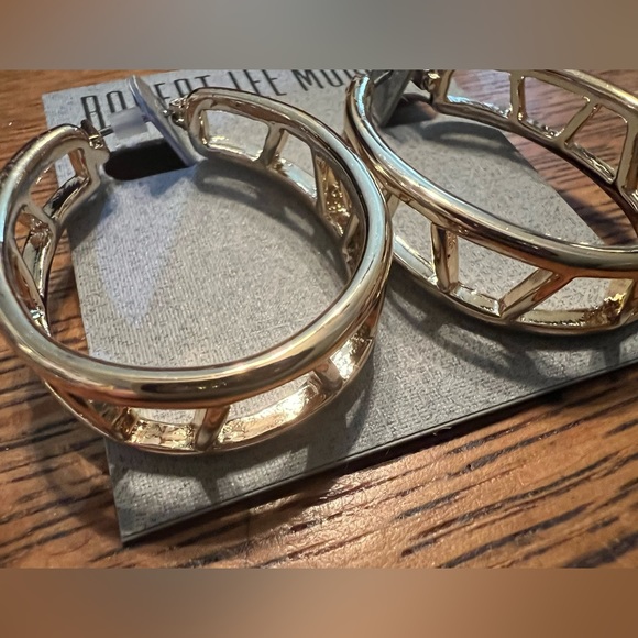 Robert Lee Morris Gold Modern Earrings - Picture 3 of 6